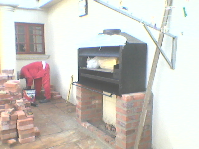 Braai unit in position